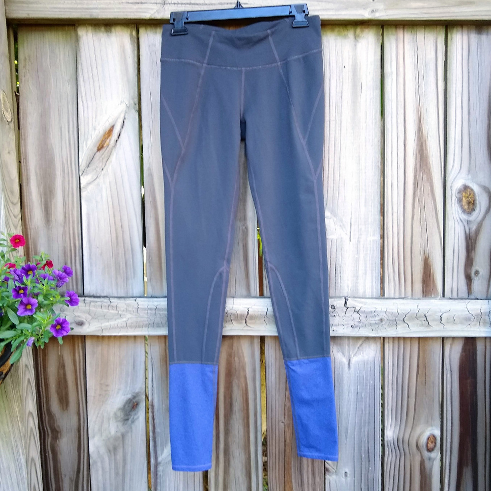 Athleta Plie Grey Tight Workout Leggings - Picture 2 of 8